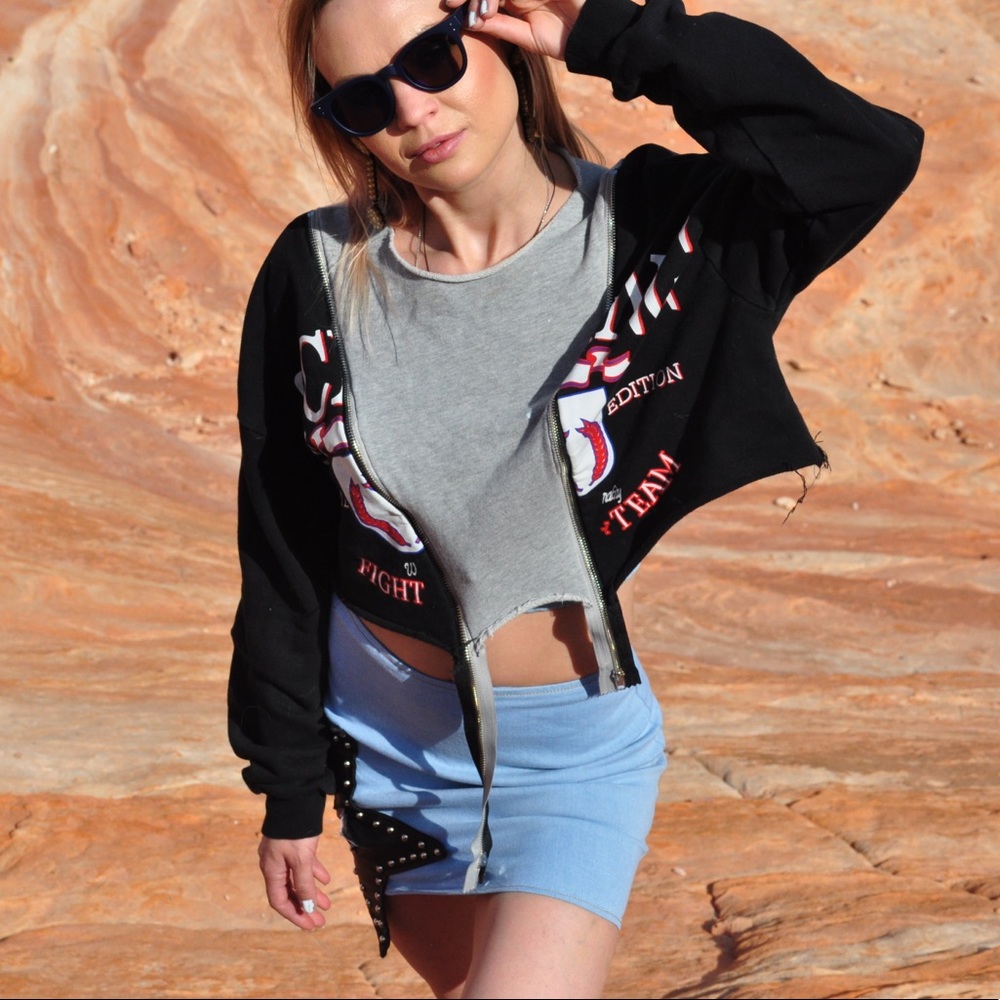 Cropped Sweatshirt
